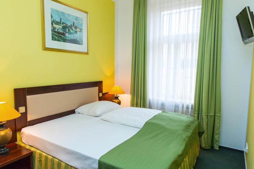 ABE Hotel Praag Buitenkant foto