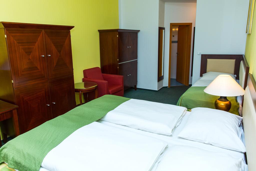 ABE Hotel Praag Buitenkant foto